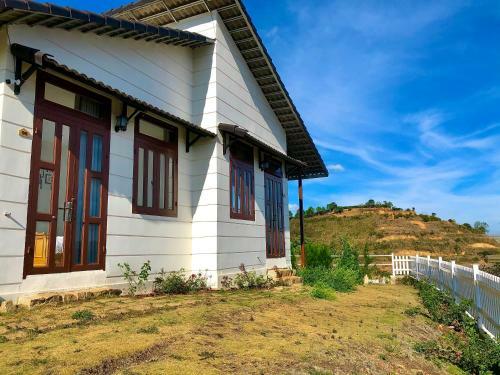Lodge C�nh ??ng M�y Homestay ?� L?t