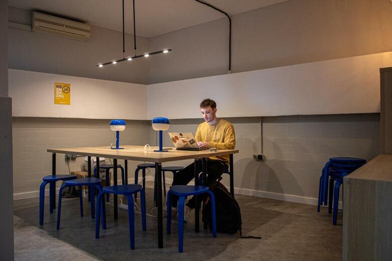 Hostal Onefam Les Corts