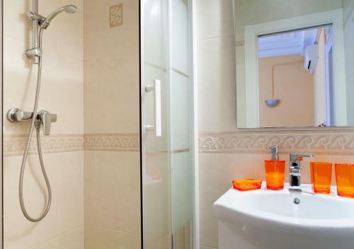 Hostal Pensi� 2000