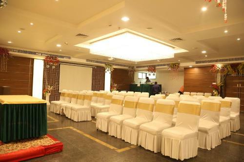 Hotel Sudesh Tower