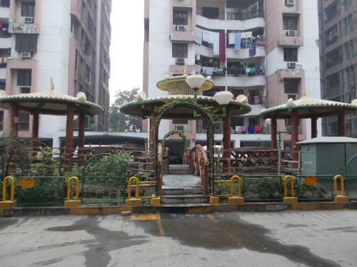 Mirchi Bite Service Apartment