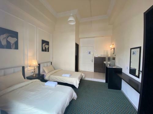 City Citadel Hotel