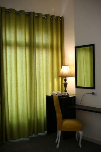 City Citadel Hotel