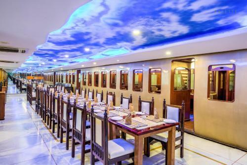 Golden Metro Hotel