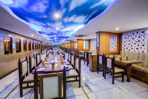 Golden Metro Hotel