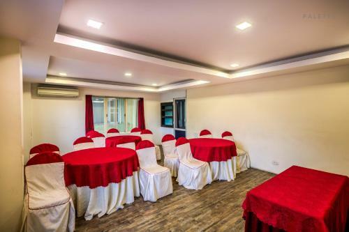Golden Metro Hotel