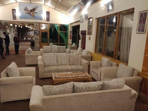 Eagles Nest Hotel