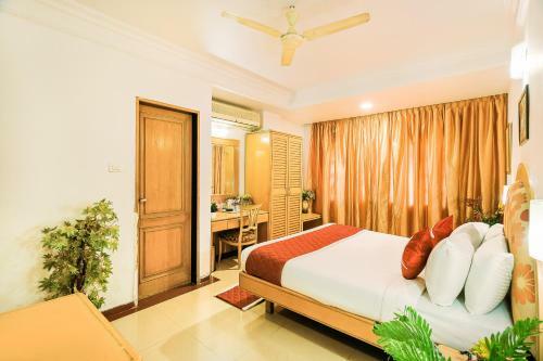 Hotel Octave Crystal Heights