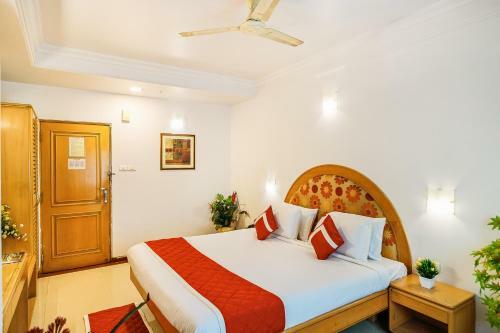 Hotel Octave Crystal Heights