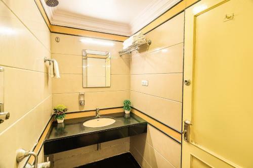 Hotel Octave Crystal Heights