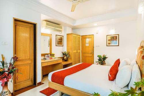 Hotel Octave Crystal Heights