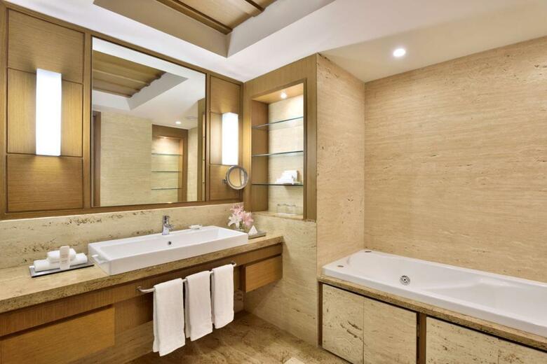 Radisson Blu Hotel, Indore