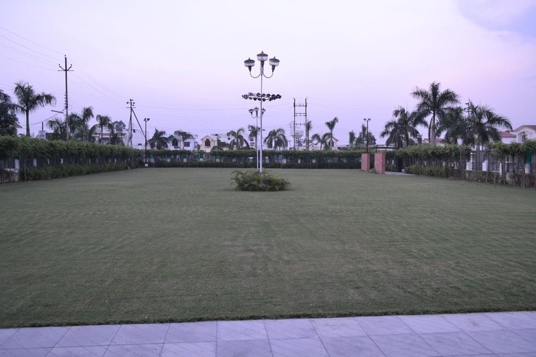 Hotel Sobti Continental Bareilly