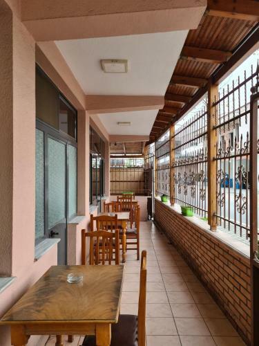 Hotel Bar Kafe Pjetri