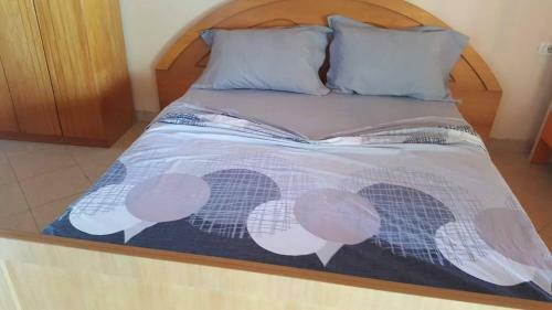 Bed & Breakfast Isi Kamberi