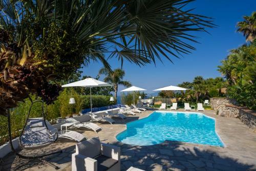 Hostal Capri Blue Luxury Villa Le Tre Monelle