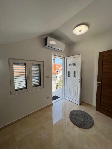 Venice Apartments