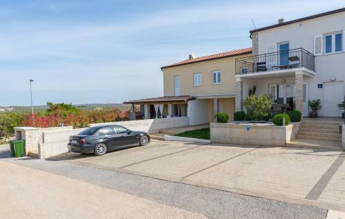 Holiday House Businia With Whirlpool