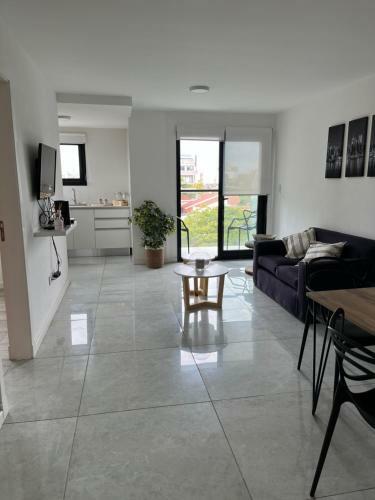 Apartamento Departamento de 2 Ambientes Con Cochera Privada