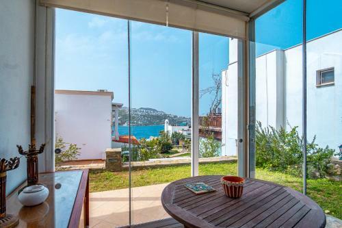 3 Br Villa With A Lovely Garden Gundog?an