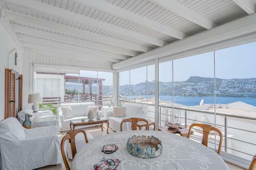 3 Br Villa With A Lovely Garden Gundog?an