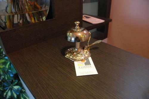 Hotel 4 Strade