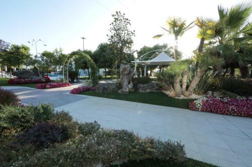 Edra Palace Hotel