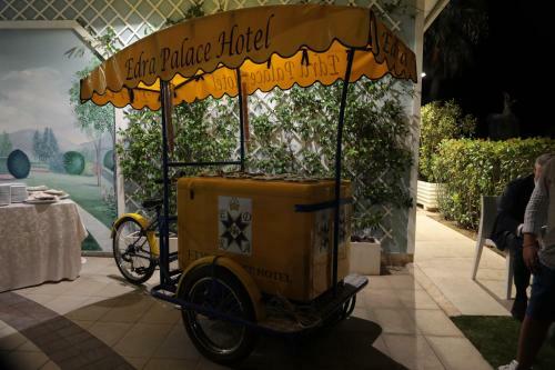 Edra Palace Hotel
