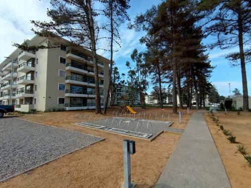 Apartamento Hermoso Dpto Entre Bosque Y Piscina.