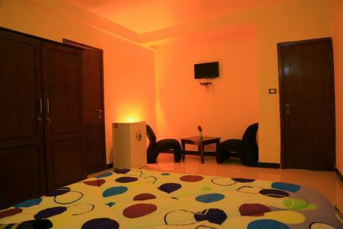 T.m.y Hotel