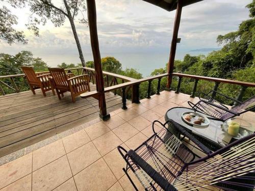 Jungle By The Sea
