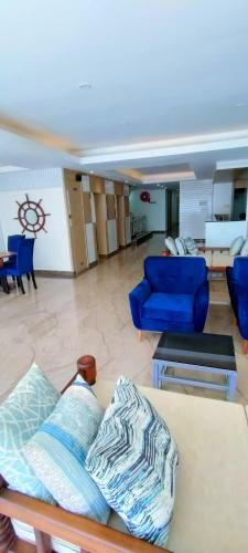 Hays Suites Hotel
