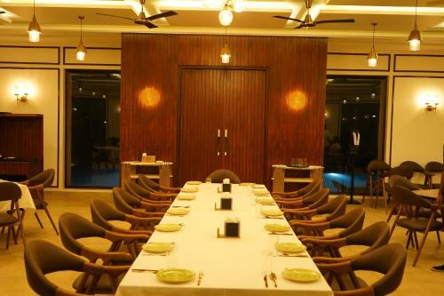 Hotel Bindiga Peak Resorts