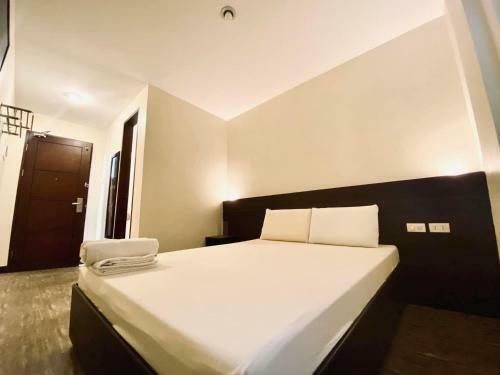 Hotel Traveler's Inn Bajada