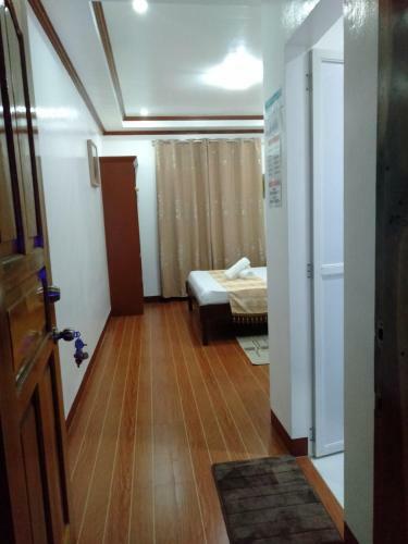 Foxtail Guesthouse Siargao