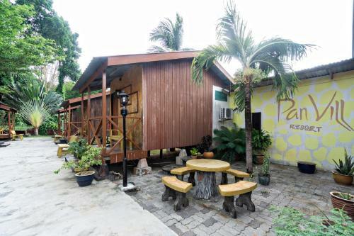 Hotel Oyo 89646 Panvill Resort