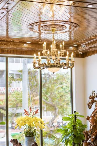 Quang H?ng Hotel