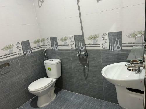 Gia C�t Long Hotel