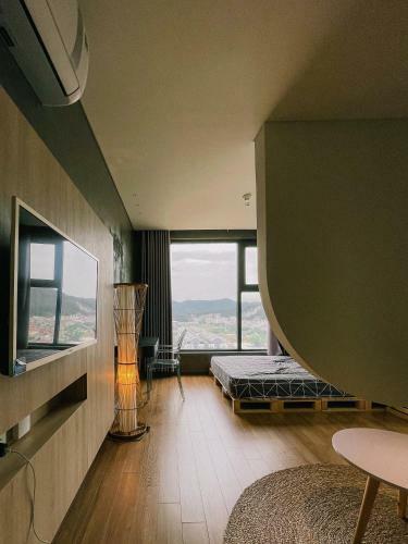 Apartamento Cnhomestayhalong