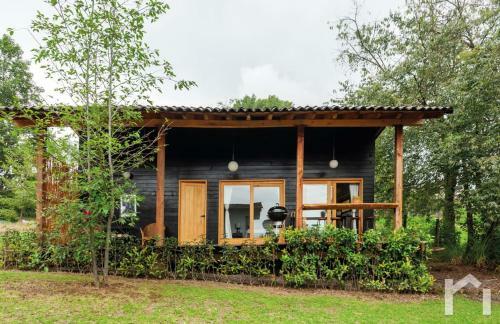 Acogedora Caba�a En El Hermoso Bosque de San Simon
