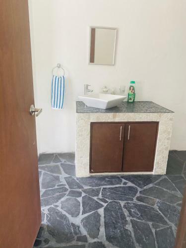 Residencia Del Lago Teques
