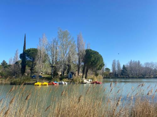 Apartamento Appart Dans R�sidence Avec Piscine � Arles