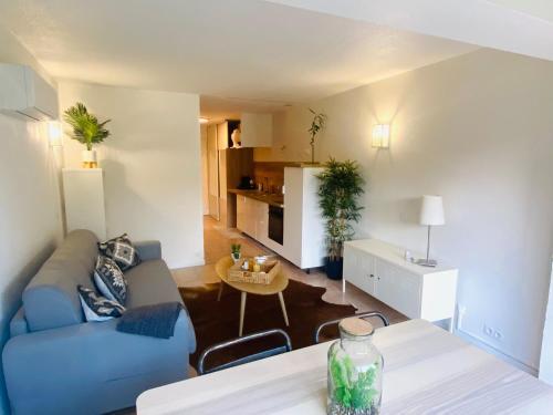 Apartamento Appart Dans R�sidence Avec Piscine � Arles