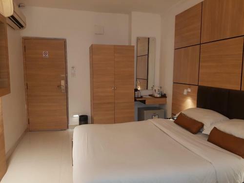 Roland Hotel