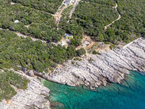 Apartamento Cottage On The Kavran Beach
