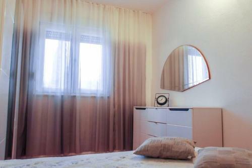 Apartamento Quiet Countryside House With A Swimming Pool