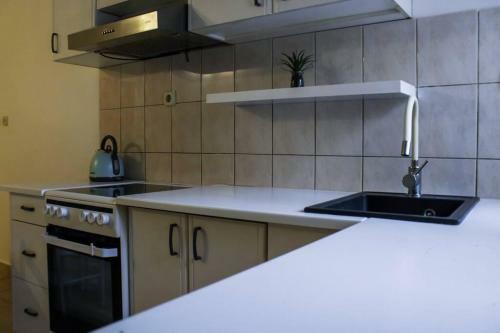 Apartamento Quiet Countryside House With A Swimming Pool