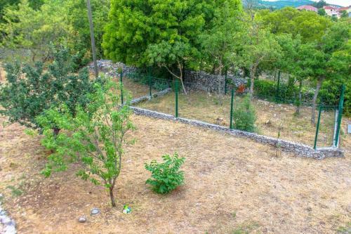 Apartamento Quiet Countryside House With A Swimming Pool