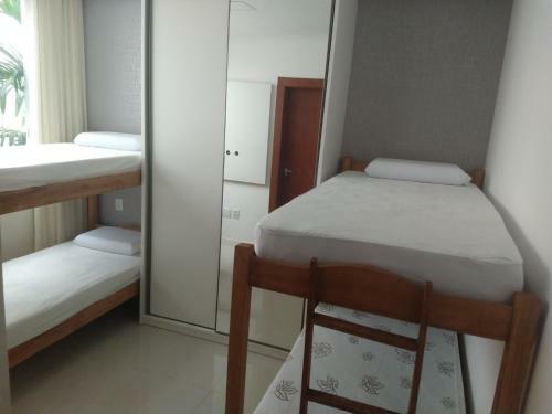 Casa Alto Padr�o 7 Su�tes - Guarajuba
