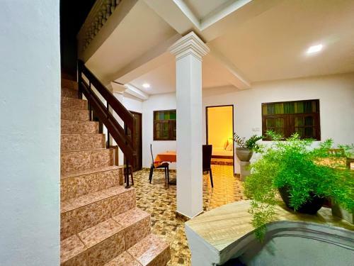 Hostal The Hub By Dorset